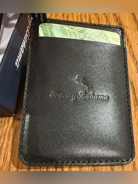 NWT Tommy Bahama Mag Safe Phone Wallet, black leather, 2 card slots